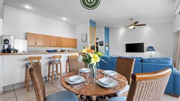 Condo, varias camas, Terraza, vista al océano (La Joya PV 510) | 2 habitaciones, decoración personalizada y muebles diferentes