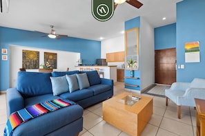 Apartment, Multiple Beds, Kitchen, Ocean View (La Joya PV 510) | Living area