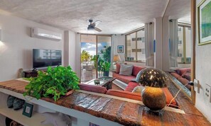 Apartment, Multiple Beds, Pool Access, Ocean View (303-VistadelSol) | Interior
