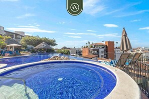 Pool - Stylish 2 BR Condo in Romantic Zone - Rooftop Pool (Puerto Vallarta)