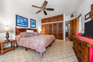 Apartment, Multiple Beds, Pool Access, Ocean View (902-VistadelSol) | 2 bedrooms, individually decorated, individually furnished, bed sheets