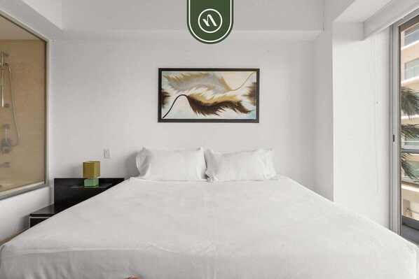 Condo, 1 trĂšs grand lit et 1 canapĂ©-lit, accĂšs Ă la piscine, vue sur lâocĂ©an (Icon Vallarta T2 401) | 1 chambre, dĂ©cor unique, ameublement unique, literie fournie