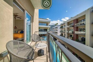 Apartment, 1 Queen Bed, Hot Tub, Beach View (Pavilion 604) | View from room