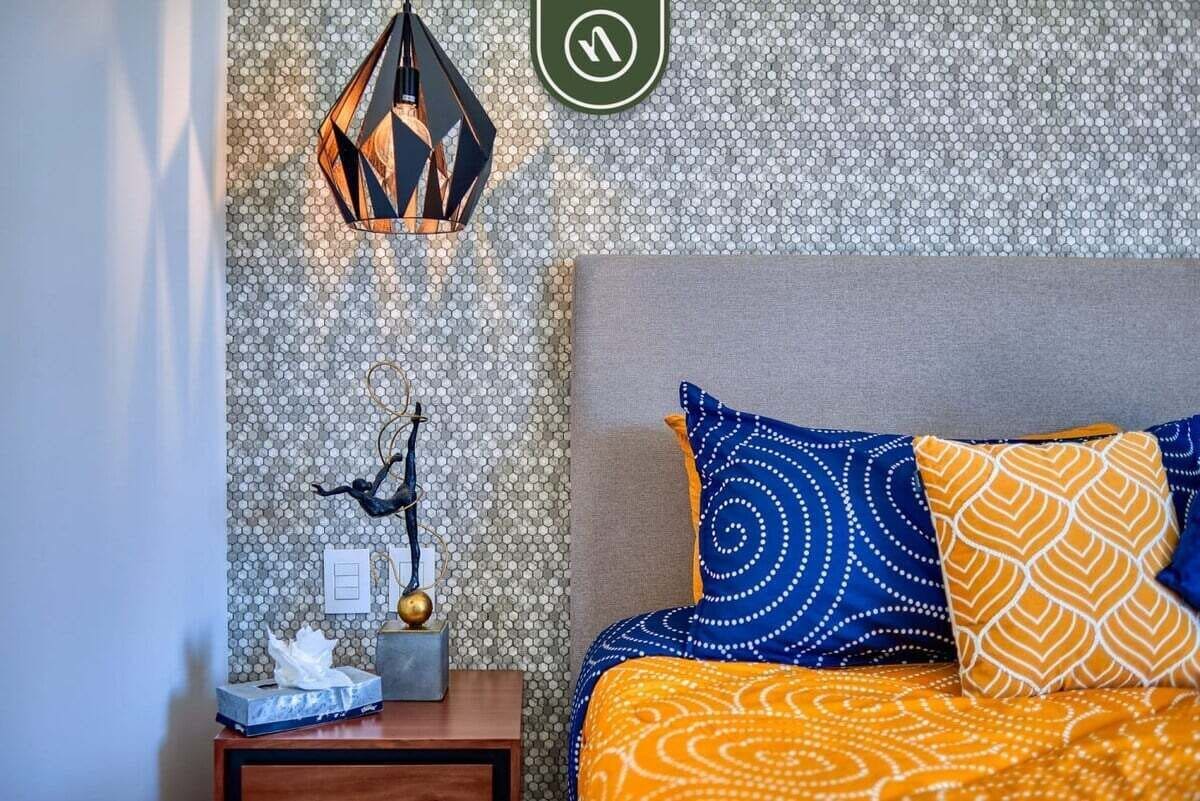 Apartment, 1 Queen Bed, Hot Tub, Beach View (Pavilion 604) | 1 bedroom, individually decorated, individually furnished, bed sheets