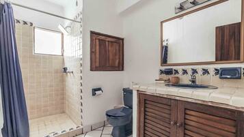 Appartamento, letti multipli, accesso alla piscina, vista spiaggia (115-VistadelSol) | Bagno | Asciugamani