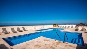 Pool - Beach Front Building 2Br Condo-balcony-beach-pool (Puerto Vallarta)