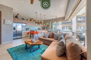 Living area - Great 2BR Condo With Rooftop Pool - Romantic Zone (Puerto Vallarta)