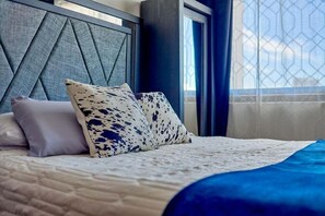 อพาร์ทเมนท์, เตียงใหญ่ 1 เตียง, ระเบียง, วิวทะเล (609 Punto Madeira) | 1 ห้องนอน, ห้องพักตกแต่งอย่างมีเอกลักษณ์, ตกแต่งพิเศษโดยเฉพาะ