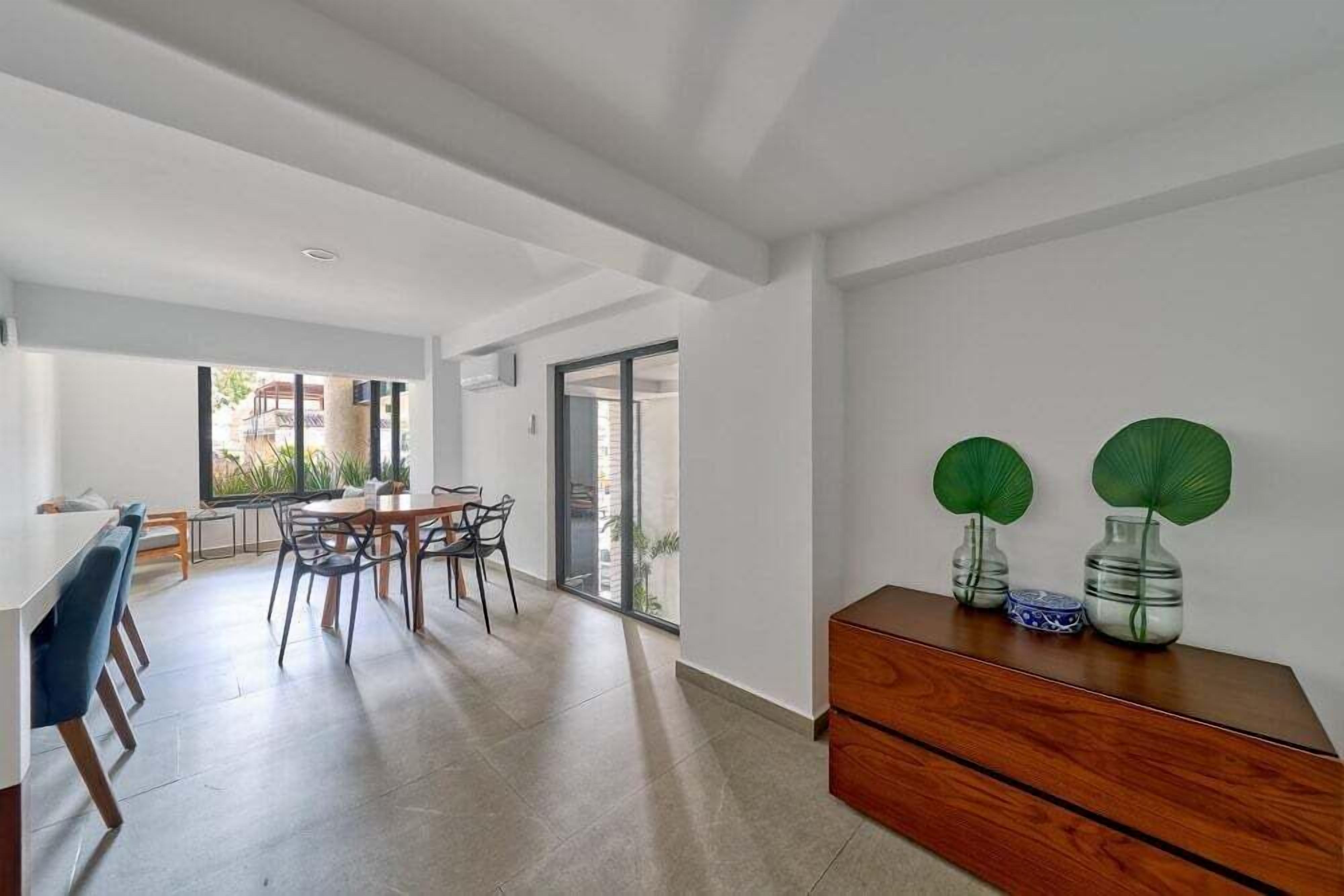Apartment, 1 Double Bed, Balcony, Ocean View (609 Punto Madeira) | 1 bedroom, individually decorated, individually furnished, bed sheets