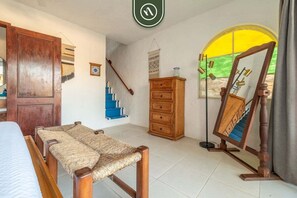 Apartment, 1 King-Bett und Schlafsofa, Poolzugang, Meerblick (Vista Mar 1) | Innenbereich