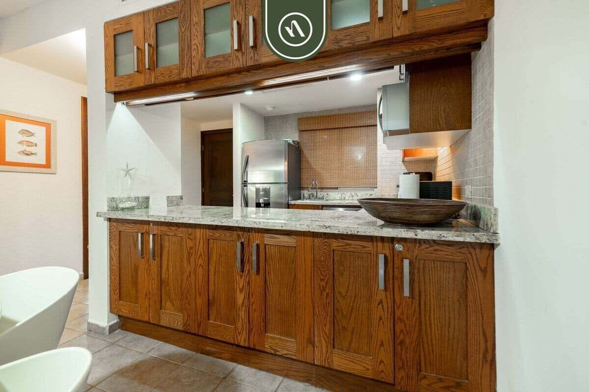 Apartment, Berbilang Katil, Pool Access, Ocean View (Krystal Grand NV 2102) | Dapur peribadi