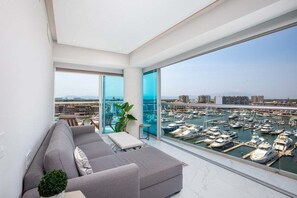 Condo, 1 King Bed, Balcony (Nautico 8A) | Interior