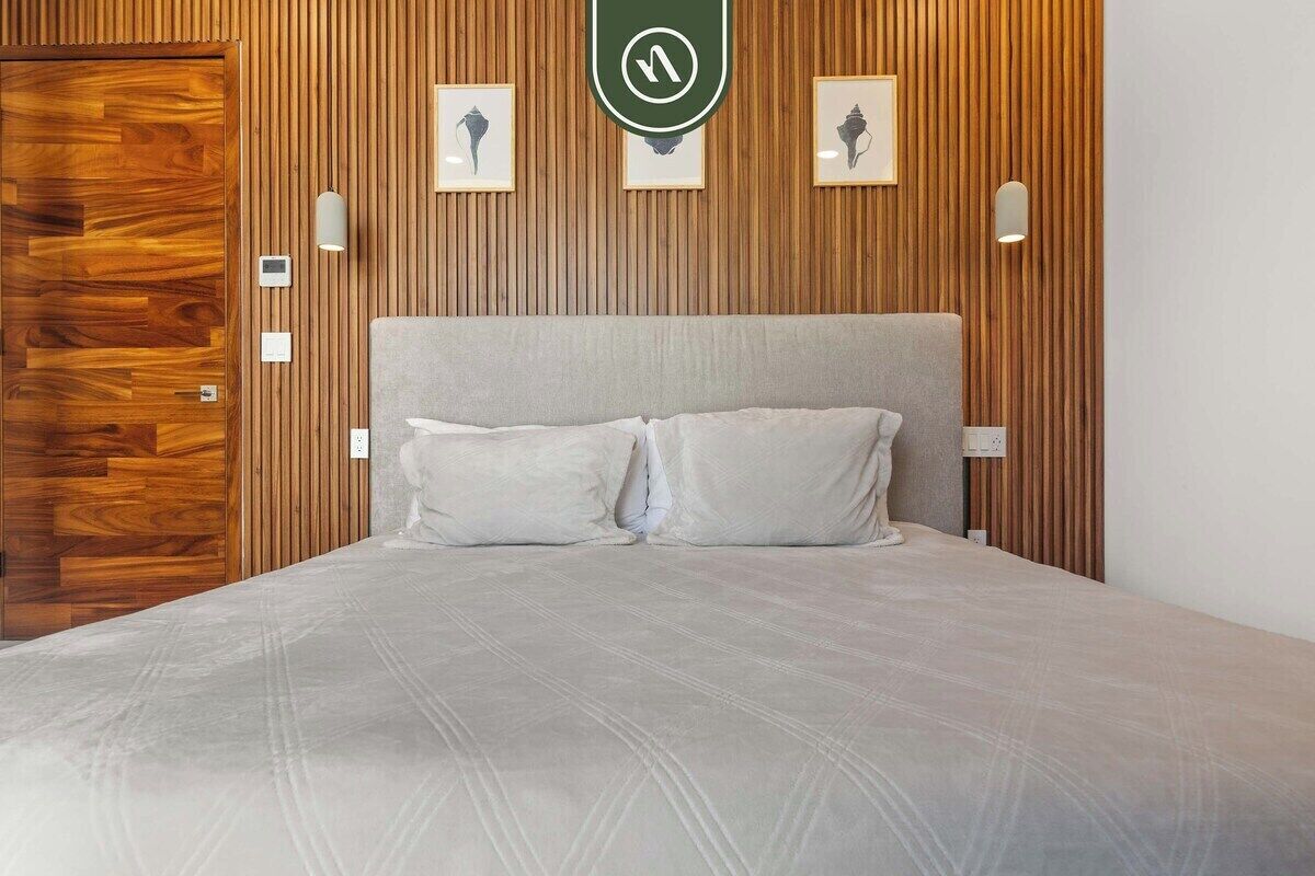 Apartment, Multiple Beds, Jetted Tub, Beach View (Udara 1F) | 2 bedrooms, individually decorated, individually furnished, bed sheets