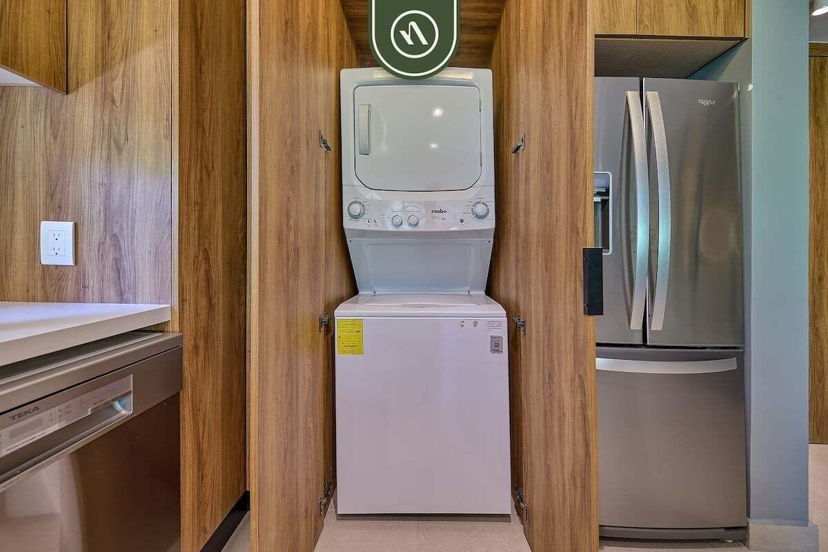 Condo, Multiple Beds, Hot Tub, Ocean View (Sea View Residences 302) | Laundry