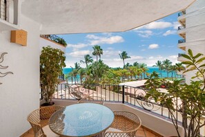 Apartment, Mehrere Betten, Poolzugang, Meerblick (304-VistadelSol) | Speisen im Freien