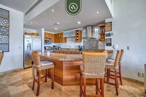 Apartment, Multiple Beds, Kitchen, Ocean View (B Nayar-Taib 402) | Private kitchen