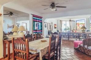 Leilighet, flere senger, kjøkken, havutsikt (604-VistadelSol) | Spiseområde