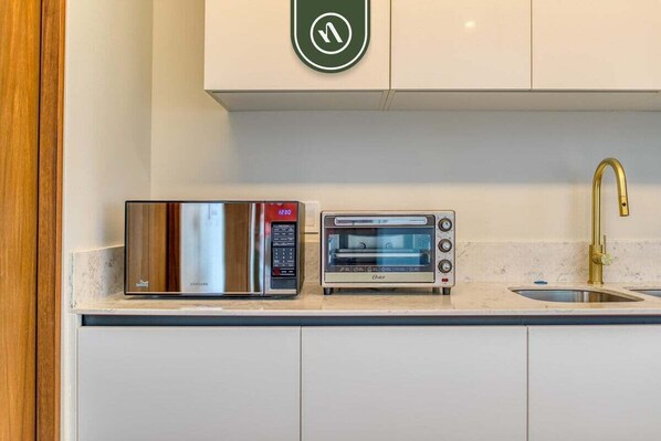 Apartment, Multiple Beds, Kitchen, Ocean View (Bolongo - 309) | Interior