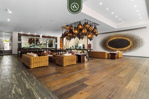 Apartment, 1 King-Bett, Küche, Meerblick (Nayri 606) | Innenbereich