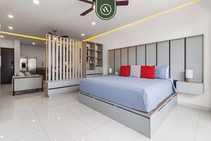 Apartment, 1 King Bed, Hot Tub, Ocean View (Nayri 606) | 1 bedroom, individually decorated, individually furnished, bed sheets