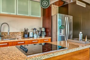Apartment, Multiple Beds, Terrace, Ocean View (Península T1 3E) | Private kitchen - Luxury Oceanfront 2BR Condo With Private Balcony (Puerto Vallarta)