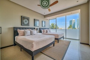 Departamento, varias camas, Terraza, vista al océano (Península T1 3E) | 2 habitaciones, decoración personalizada y muebles diferentes 