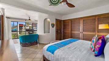 Condo, varias camas, acceso a la alberca, vista al océano (Hortensias 141 Unit 1) | 2 habitaciones, decoración personalizada y muebles diferentes