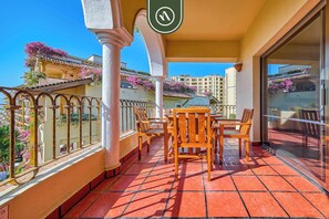 Apartment, Multiple Beds, Kitchen, Ocean View (Velas Vallarta 2601) | Outdoor dining