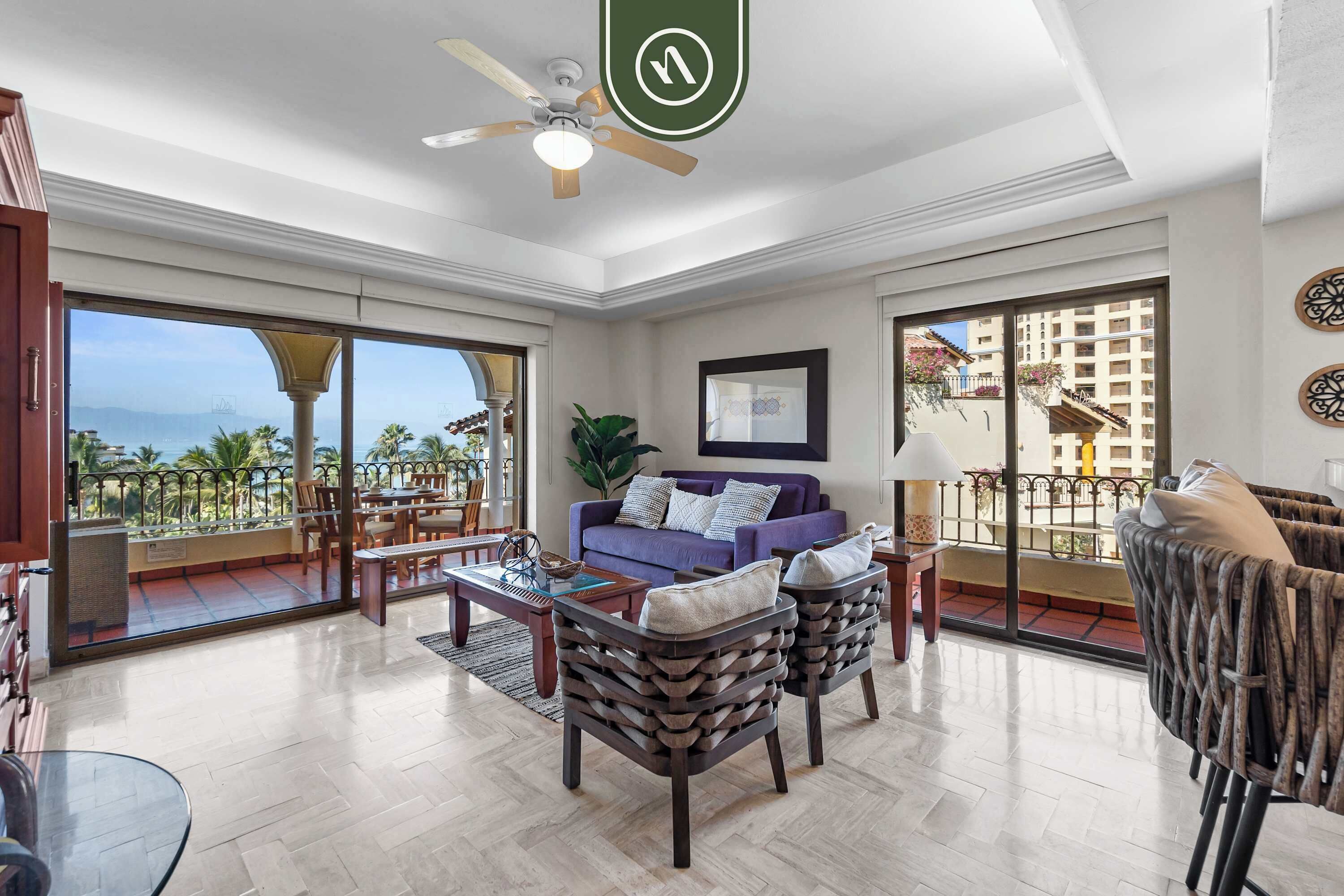 Appart'hôtel, plusieurs lits, accès piscine, vue océan (Velas Vallarta 2601) | Coin séjour