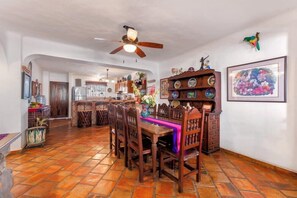 Apartment, Multiple Beds, Pool Access, Ocean View (802-VistadelSol) | 2 bedrooms, individually decorated, individually furnished, bed sheets