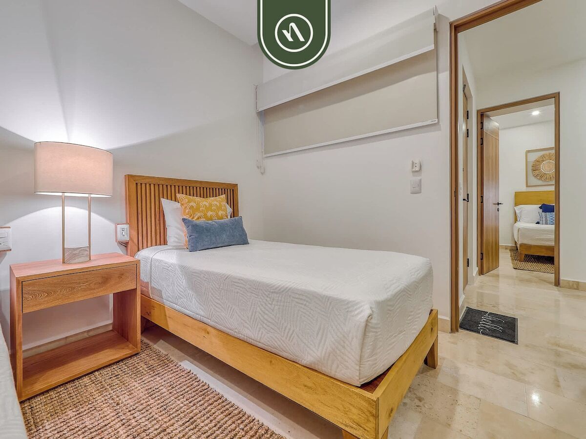 3 habitaciones, decoración personalizada y muebles diferentes 