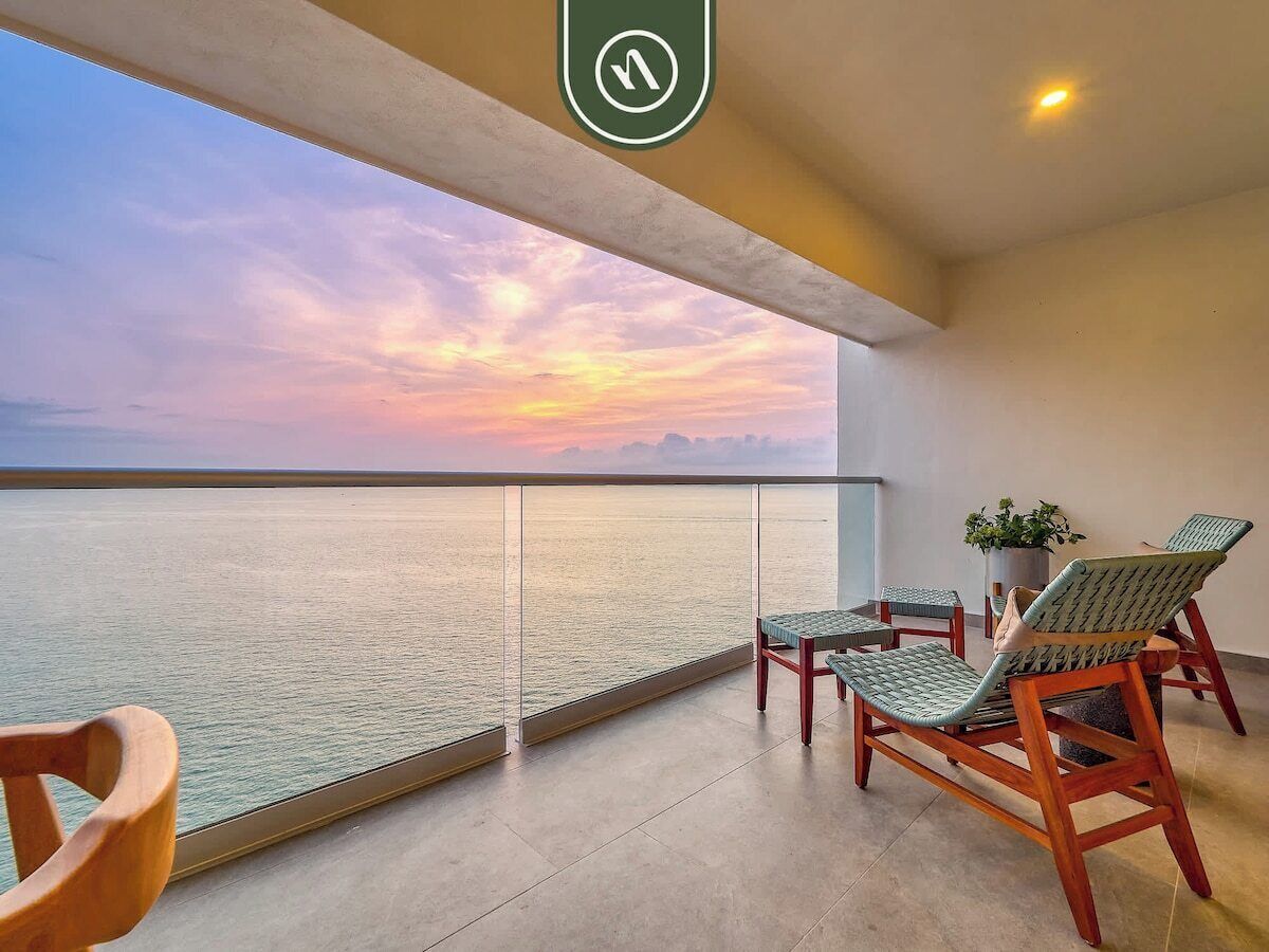 Condo, varias camas, acceso a la alberca, vista al océano (Harbor 171 North Tower 2103) | Vista desde la habitación
