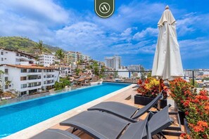 Outdoor pool - Amazing 2BR Condo in Romantic Zone - Rooftop Pool (Puerto Vallarta)