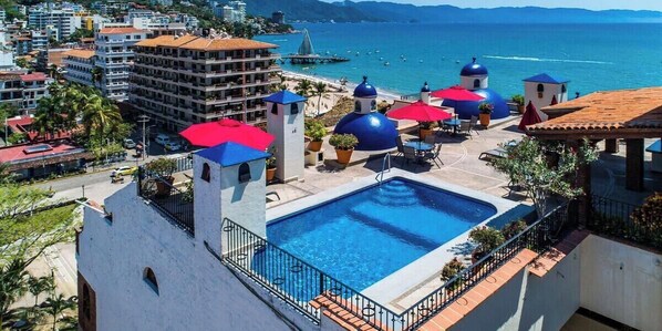 Pool - Ocean View 2Br Condo-balcony-beach-pool - 204 (Puerto Vallarta)