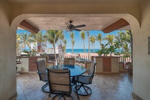 Apartment, Mehrere Betten, Küche, Meerblick (204-Plaza Mar) | Speisen im Freien