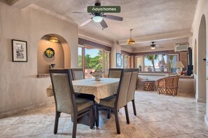 Apartment, Multiple Beds, Kitchen, Ocean View (204-Plaza Mar) | Dining