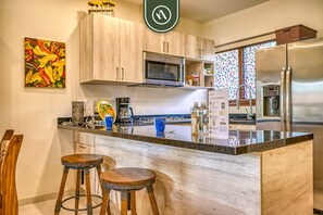 Private kitchen - 1 BR Condo in Romantic Zone - Amazing Rooftop Pool (Puerto Vallarta)