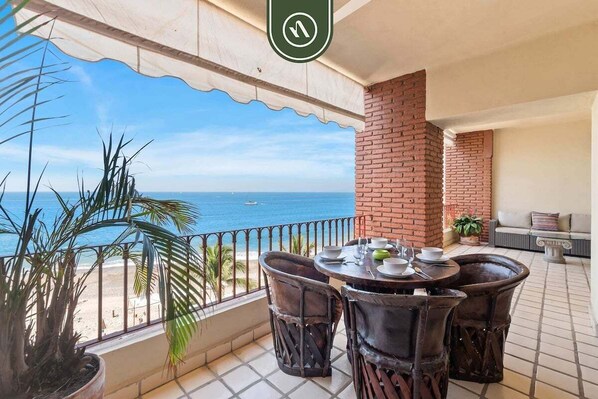 Apartment, Multiple Beds, Balcony, Ocean View (Plaza Dorada 603 604) | Outdoor dining