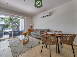 Apartment, 1 King-Bett und Schlafsofa, Küche, Meerblick (Casa Las Palmas 102) | Wohnbereich