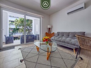 Apartment, 1 King-Bett und Schlafsofa, Küche, Meerblick (Casa Las Palmas 102) | Wohnbereich