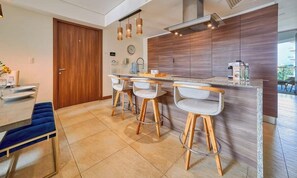 Condo, Multiple Beds, Hot Tub, Beach View (Nima Bay F602) | Dining