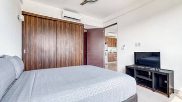 Apartment, 2 Queen Beds, Kitchen, Beach View (Puerta arena J22) | 2 bedrooms, individually decorated, individually furnished, bed sheets