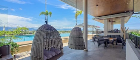 Apartment, Multiple Beds, Kitchen, Beach View (DToscana PH01 - Sienna) | Outdoor dining
