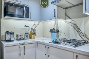 Apartment, Multiple Beds, Jetted Tub, Pool View (Marina del Rey 402) | Private kitchen - 3BR Condo With Private Balcony - Pool - Marina` (Puerto Vallarta)