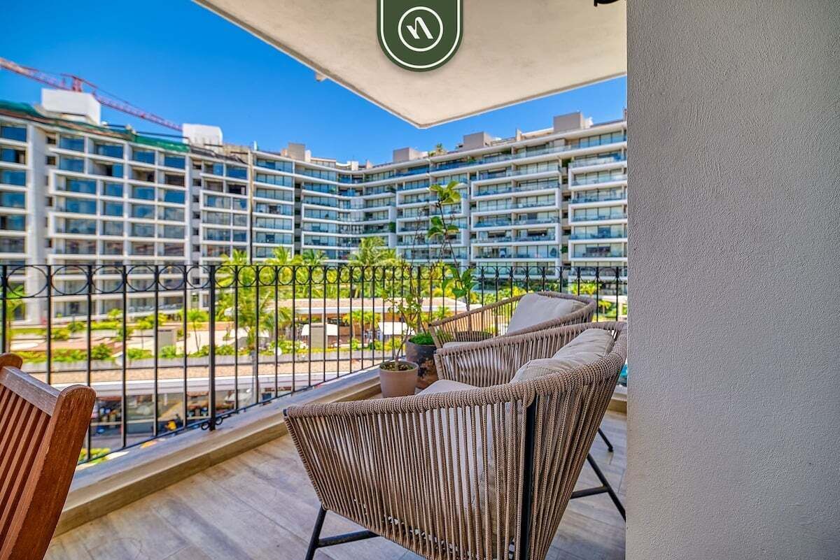 Apartment, Multiple Beds, Jetted Tub, Pool View (Marina del Rey 402) | View from room