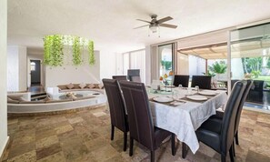 5 chambres, décoration personnalisée, ameublement personnalisé