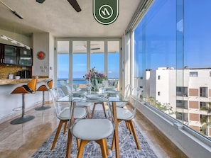 Apartment, Multiple Beds, Kitchen, Ocean View (Las Peñas de Teresa 303) | Dining
