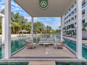 Outdoor pool - Luxury Condo With Canal View - Near Beach (Nuevo Nayarit)