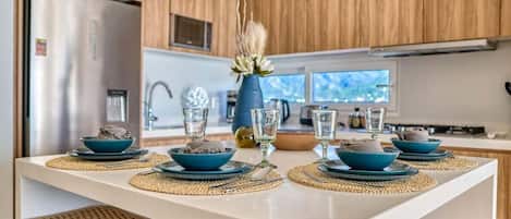Condo, 1 King Bed with Sofa bed, Jetted Tub, Ocean View (Harbor 171 N 1709) | Private kitchen