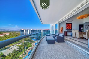 Apartment, Mehrere Betten, Küche, Meerblick (Villa Magna 294) | Speisen im Freien